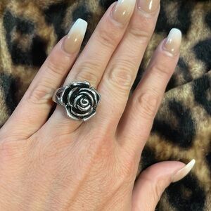 Silver Rose 🌹 Ring